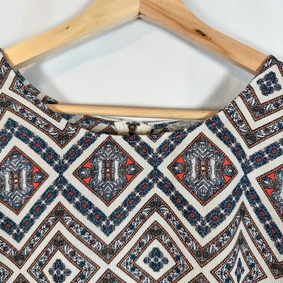 Pink Republic Aztec Short Sleeve Multicolored High Low Womens Blouse  Size L - Picture 2 of 13